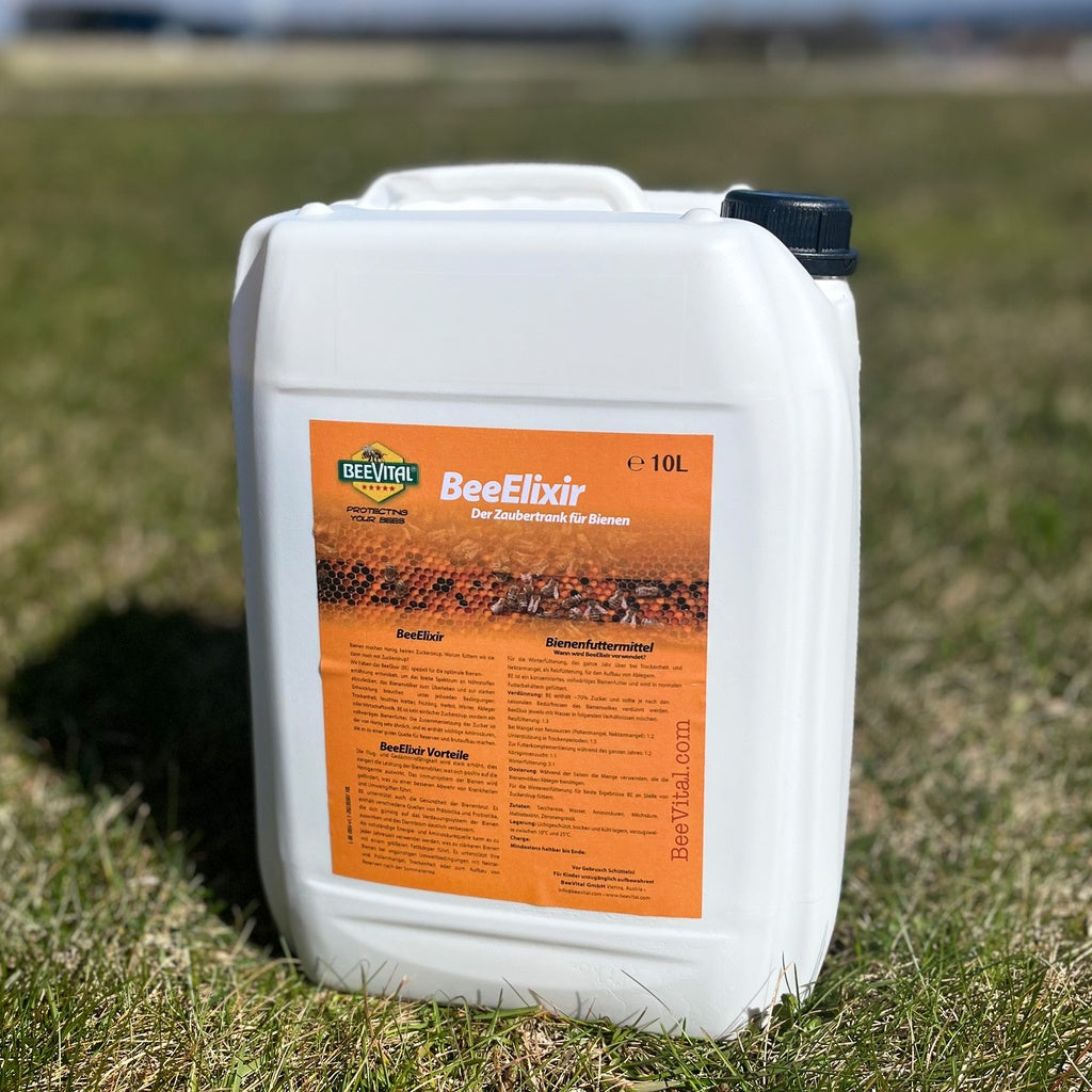 Beelixir canister 10 litres on the grass